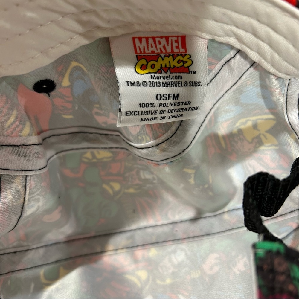 Marvel Comics super hero hat - Picture 6 of 6